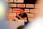 Van Gaal Hormati Skuad Garuda Van Gaal Hormati Skuad Garuda